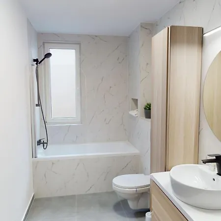 Apartment By The Nr 3 Vrt *